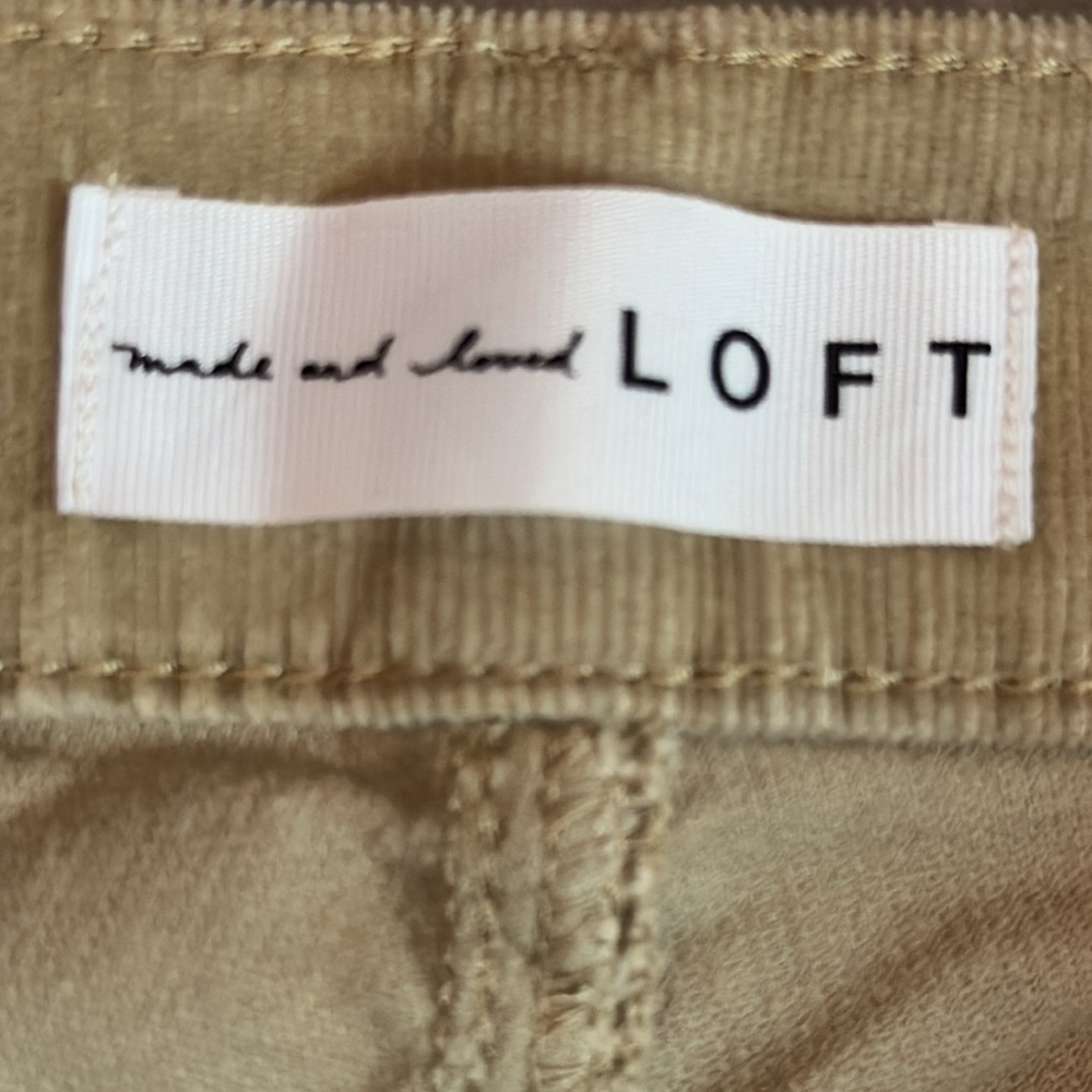 Loft corduroy pants, size 6/28, tan color, in excellent condition  Item #61 - Picture 4 of 7
